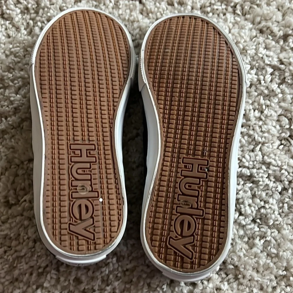Hurley Black Slip Ons